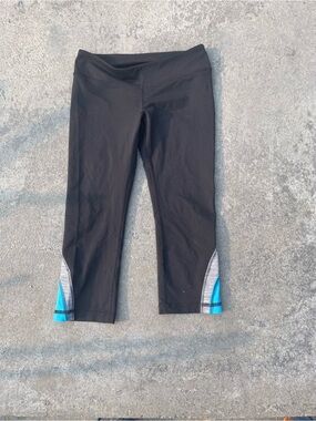 3/4 length workout leggings